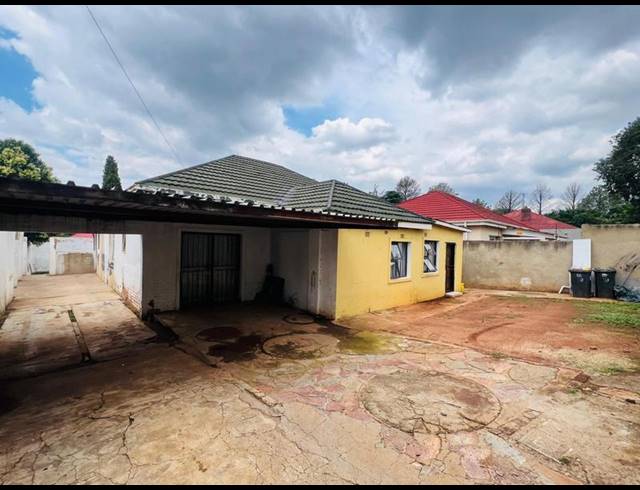 7 BEDROOM HOUSE FOR SALE IN KENSINGTON